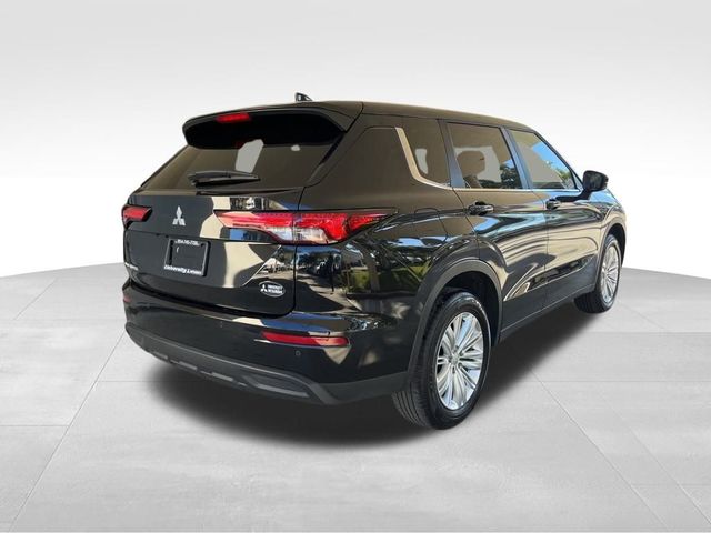 2024 Mitsubishi Outlander ES