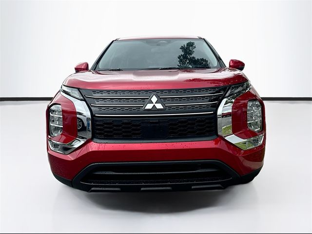 2024 Mitsubishi Outlander ES