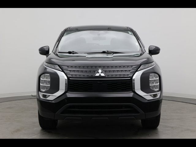 2024 Mitsubishi Outlander ES