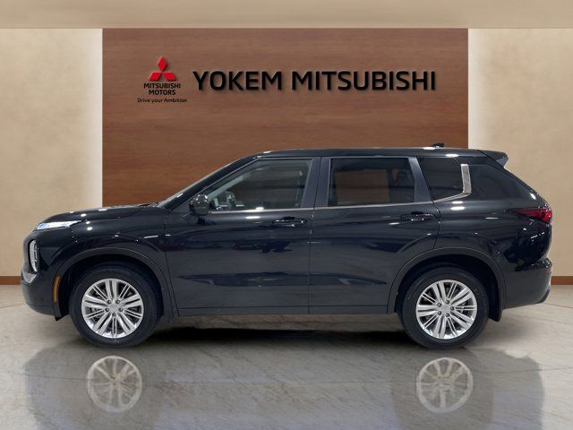 2024 Mitsubishi Outlander ES