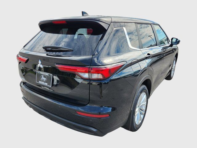 2024 Mitsubishi Outlander ES