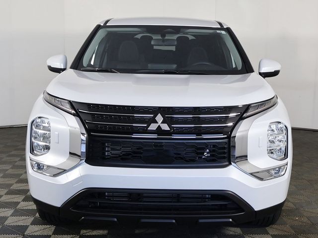 2024 Mitsubishi Outlander ES