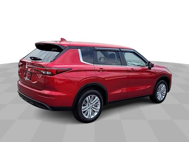 2024 Mitsubishi Outlander ES