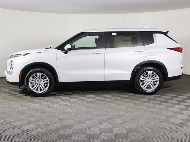 2024 Mitsubishi Outlander ES