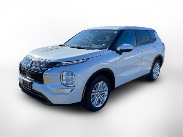 2024 Mitsubishi Outlander ES