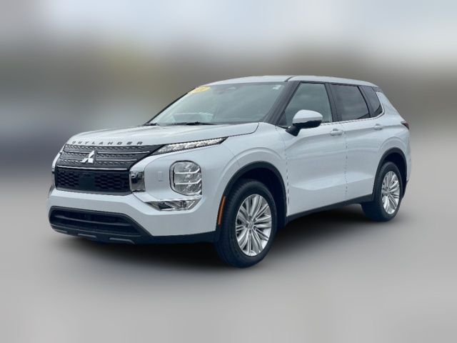 2024 Mitsubishi Outlander ES