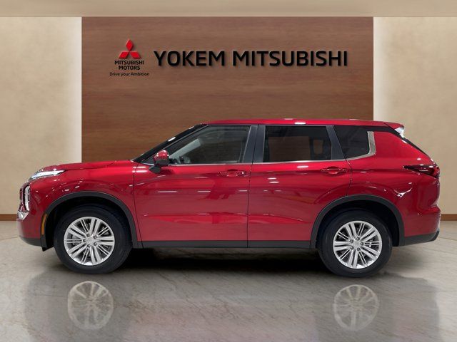 2024 Mitsubishi Outlander ES