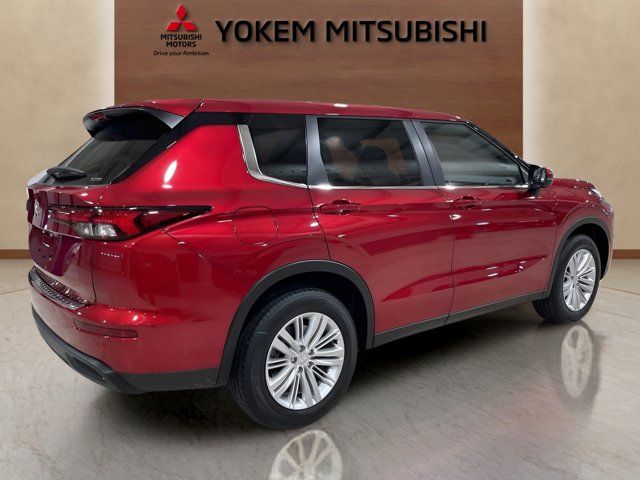 2024 Mitsubishi Outlander ES