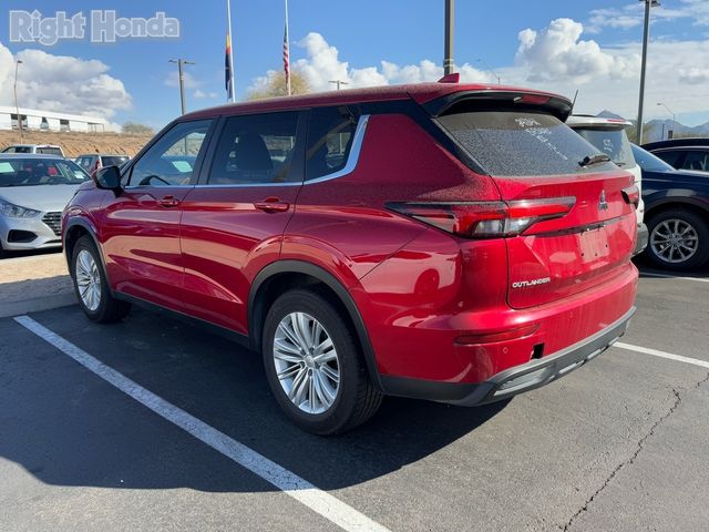 2024 Mitsubishi Outlander ES