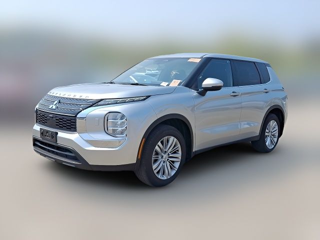 2024 Mitsubishi Outlander ES