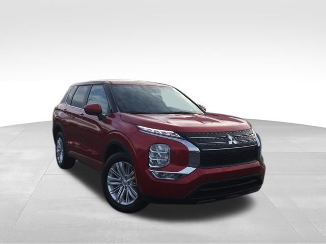 2024 Mitsubishi Outlander ES