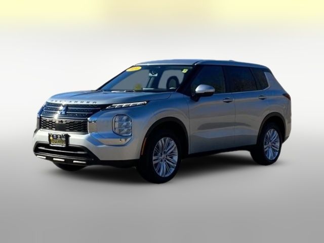 2024 Mitsubishi Outlander ES