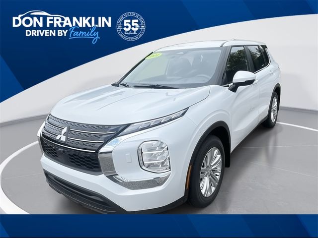 2024 Mitsubishi Outlander ES