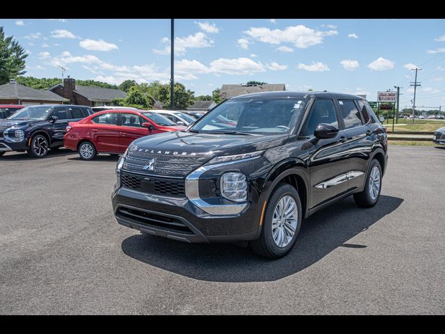 2024 Mitsubishi Outlander ES