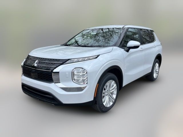 2024 Mitsubishi Outlander ES