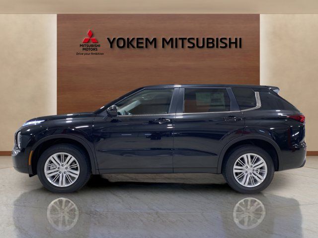 2024 Mitsubishi Outlander ES