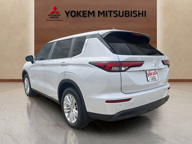 2024 Mitsubishi Outlander ES