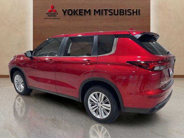 2024 Mitsubishi Outlander ES