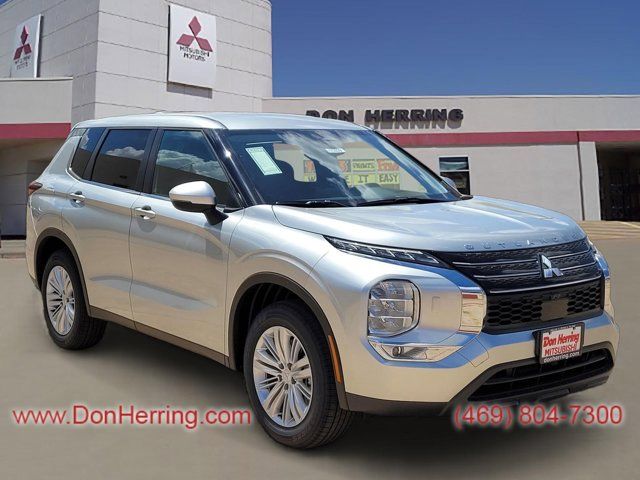 2024 Mitsubishi Outlander ES