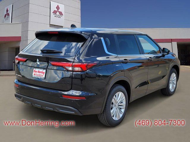 2024 Mitsubishi Outlander ES