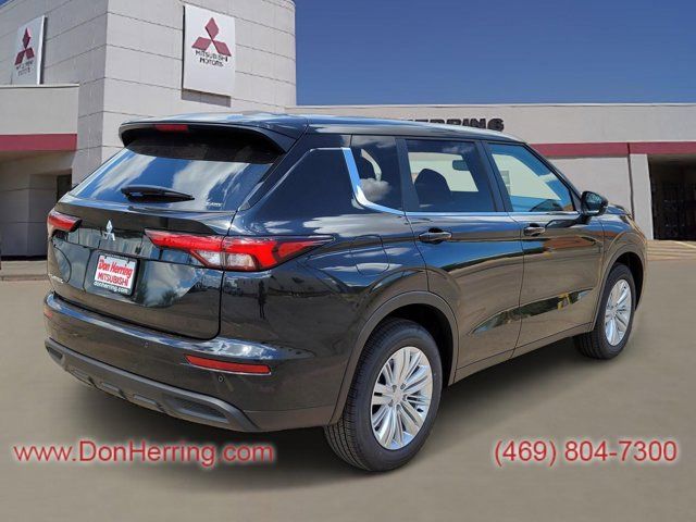 2024 Mitsubishi Outlander ES