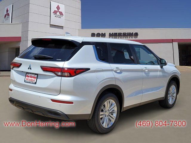 2024 Mitsubishi Outlander ES