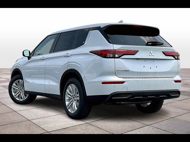 2024 Mitsubishi Outlander ES