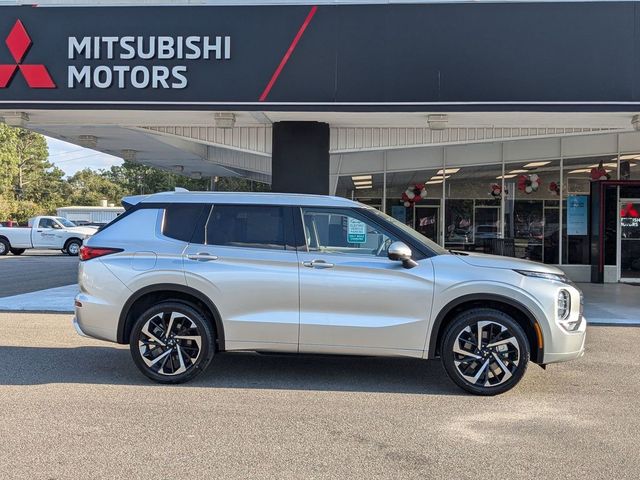 2024 Mitsubishi Outlander SEL