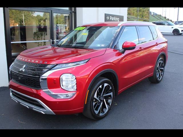2024 Mitsubishi Outlander SE