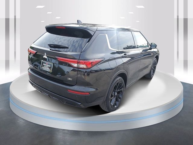 2024 Mitsubishi Outlander SE Black Edition