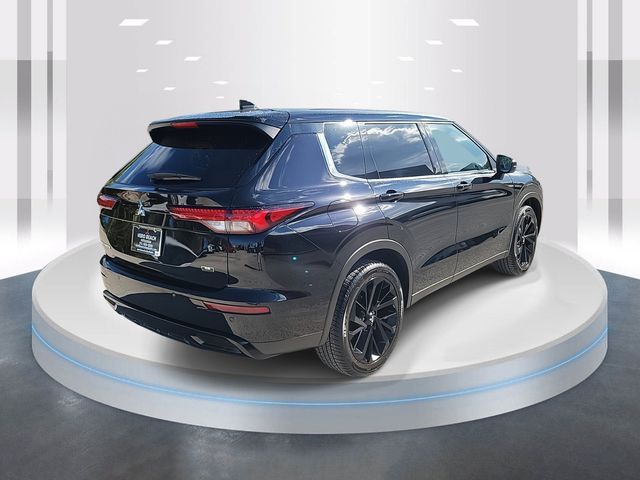 2024 Mitsubishi Outlander SE Black Edition w/Pano Roof