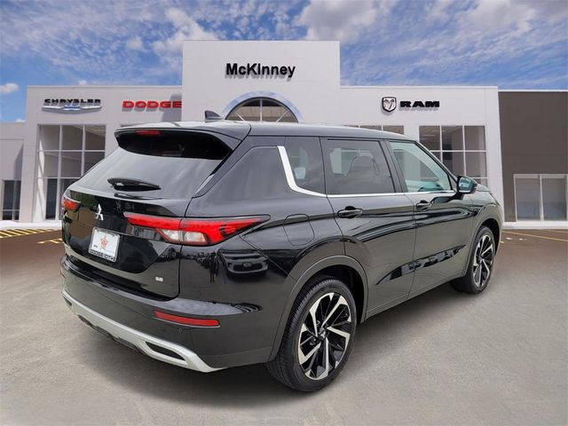 2024 Mitsubishi Outlander SE