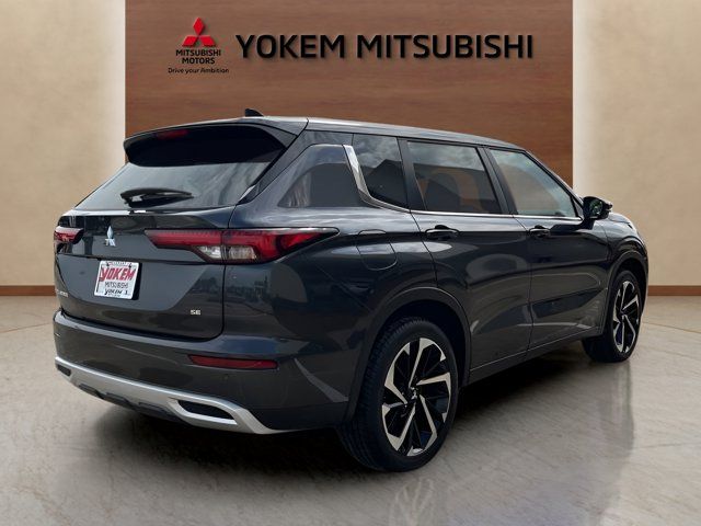 2024 Mitsubishi Outlander SE