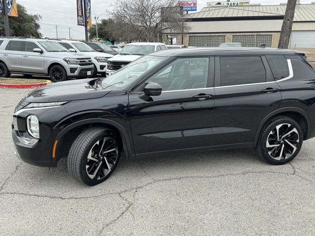 2024 Mitsubishi Outlander SE Black Edition