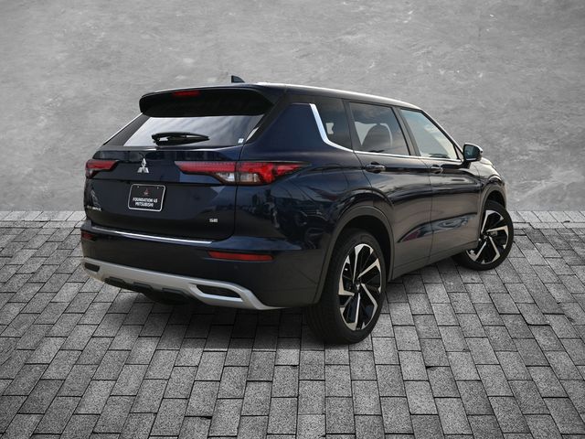 2024 Mitsubishi Outlander SE