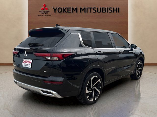 2024 Mitsubishi Outlander SE