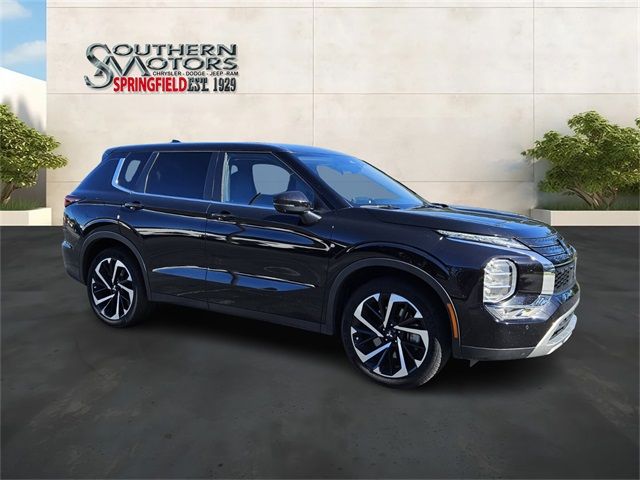 2024 Mitsubishi Outlander SE