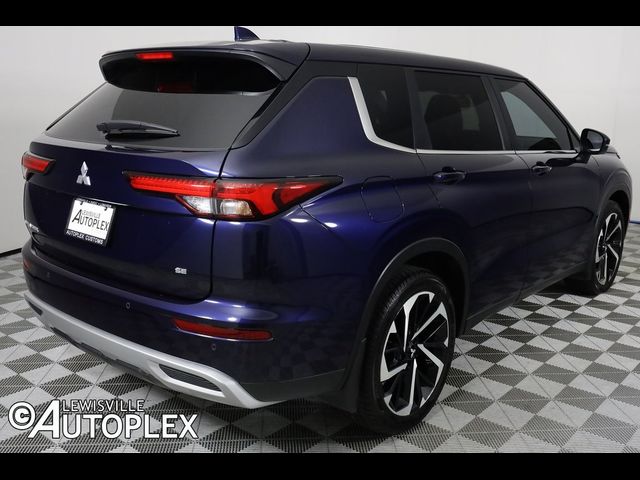 2024 Mitsubishi Outlander SE