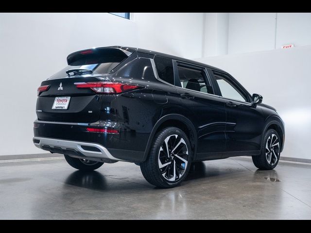 2024 Mitsubishi Outlander SE