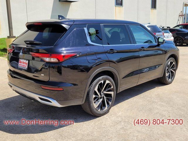 2024 Mitsubishi Outlander SE