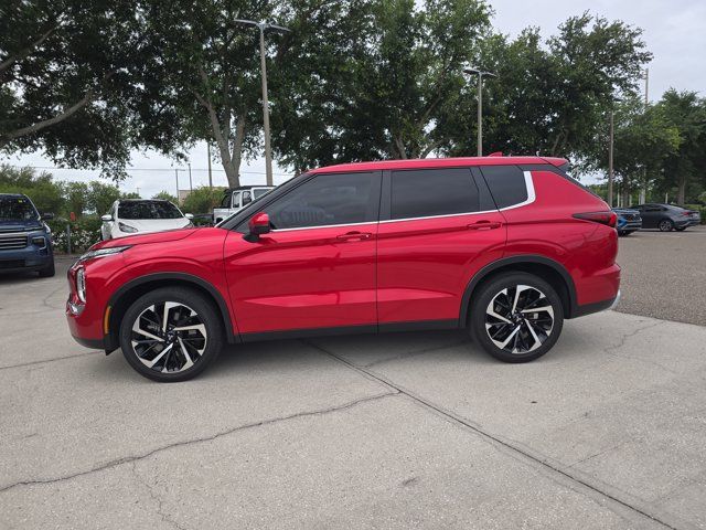 2024 Mitsubishi Outlander SE