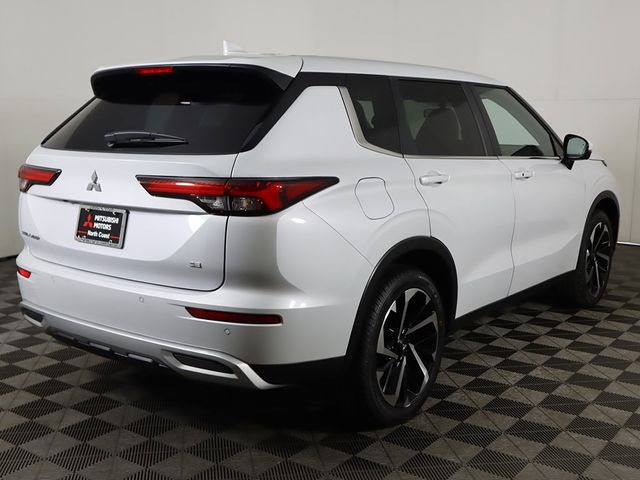 2024 Mitsubishi Outlander SE