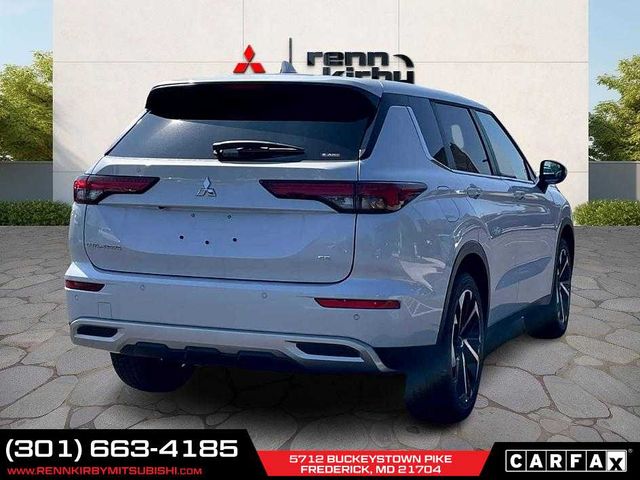 2024 Mitsubishi Outlander SE