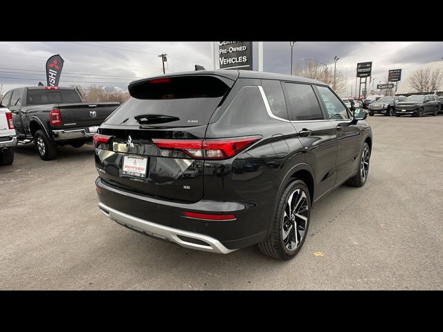 2024 Mitsubishi Outlander SE