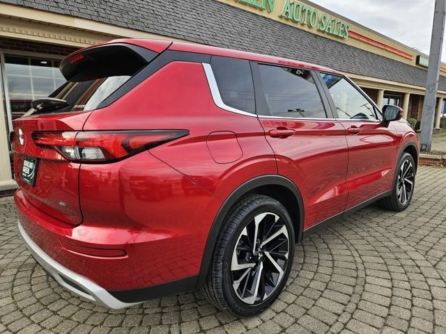 2024 Mitsubishi Outlander SE