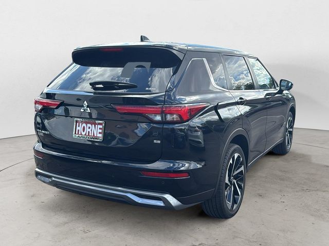 2024 Mitsubishi Outlander SE