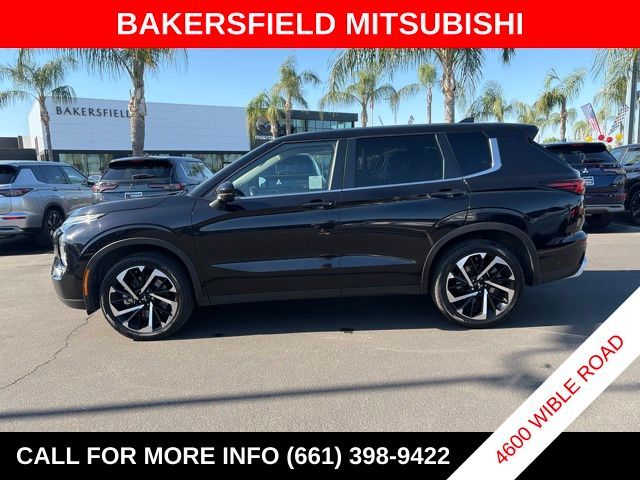 2024 Mitsubishi Outlander SE