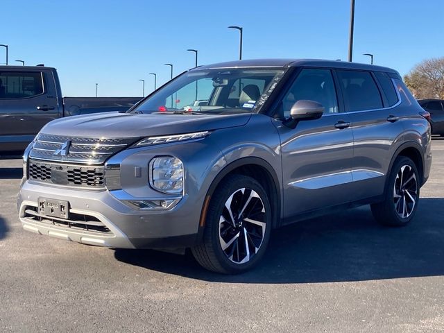 2024 Mitsubishi Outlander SE