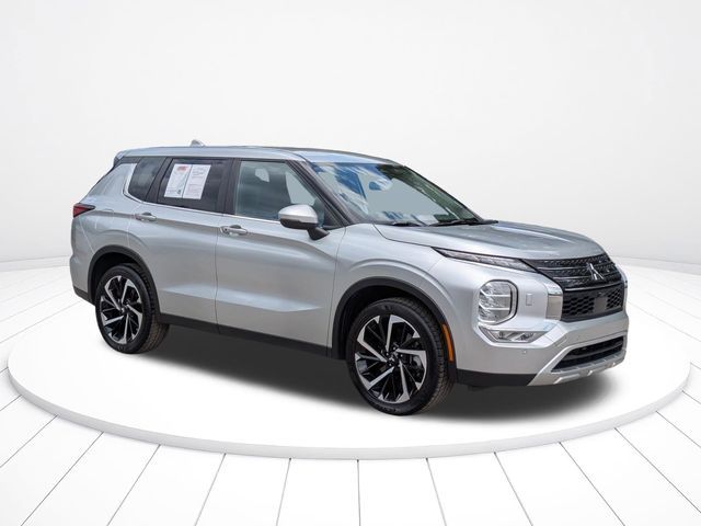 2024 Mitsubishi Outlander 