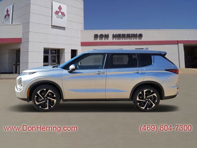 2024 Mitsubishi Outlander SE